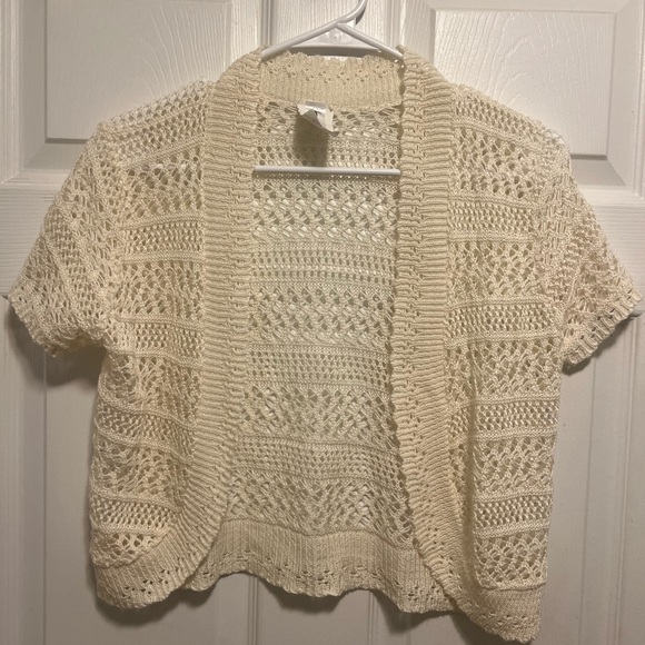 earth song Sweaters - Elegant Cream Knit Women's Shrug